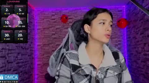 Snapshot of bellaodisea chatting on 17, 10, 2025 online show from 17, 10, 2025