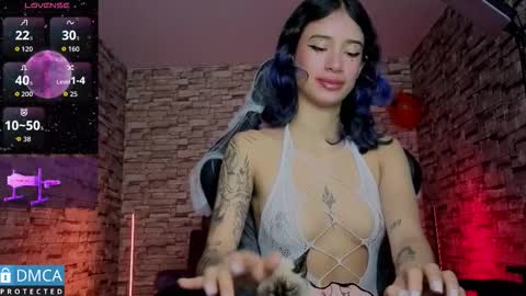 Snapshot of bellaodisea chatting on 25, 10, 2025 online show from 25, 10, 2025