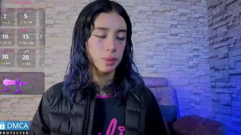 Snapshot of bellaodisea chatting on 28, 10, 2025 online show from 28, 10, 2025