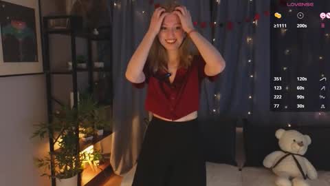 Snapshot of bellapoise chatting on 14, 2, 2026 Lana but not DelRay online show from 14, 2, 2026