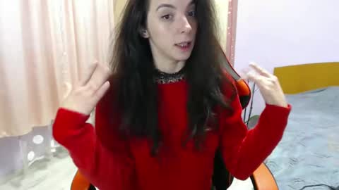 Snapshot of bellaqueen0701 chatting on 18, 2, 2025 bellaqueen0701 online show from 18, 2, 2025