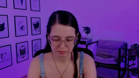 Snapshot of bellatrixllestrange chatting on 11, 2, 2025 Bella. Ntmu online show from 11, 2, 2025