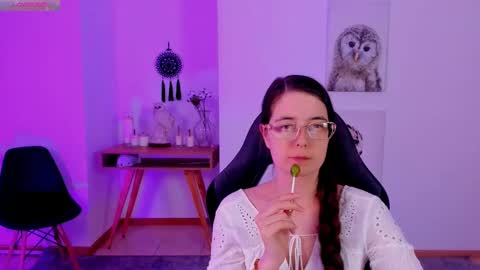 Snapshot of bellatrixllestrange chatting on 18, 2, 2025 Bella. Ntmu online show from 18, 2, 2025