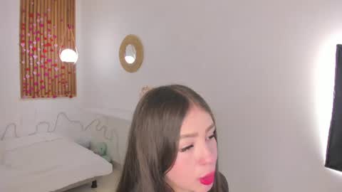 Snapshot of bellawoods_ chatting on 21, 6, 2026 laukyubey online show from 21, 6, 2026