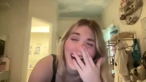 Bella 3 online show from 8, 3, 2026