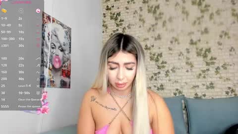 Snapshot of belle_hallle chatting on 6, 12, 2024 LucyJelly online show from 6, 12, 2024