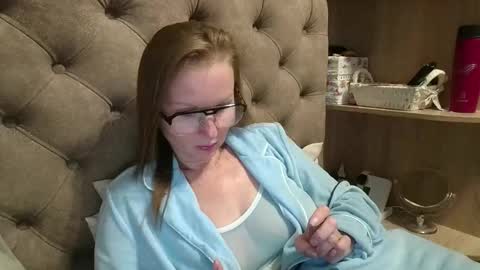 Snapshot of belleamiee chatting on 5, 10, 2025 Amelia online show from 5, 10, 2025