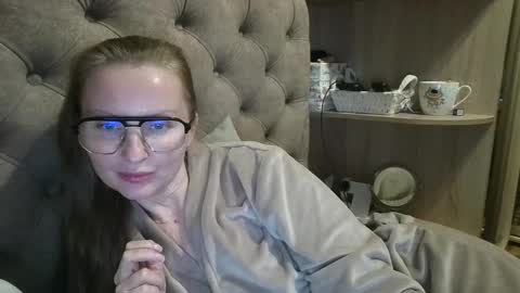 Snapshot of belleamiee chatting on 13, 10, 2025 Amelia online show from 13, 10, 2025