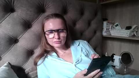 Snapshot of belleamiee chatting on 17, 10, 2025 Amelia online show from 17, 10, 2025