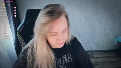 Snapshot of bellezza_ chatting on 26, 5, 2026 Your Annabelle Wolf online show from 26, 5, 2026