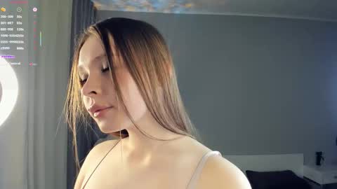 Bella online show from 7, 11, 2025