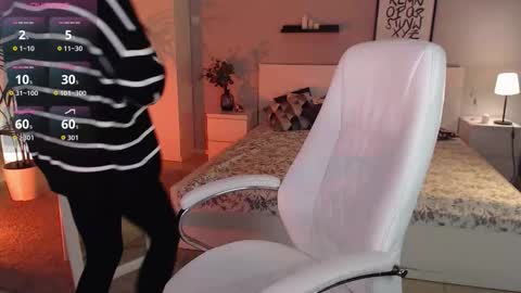 Bella online show from 21, 10, 2025