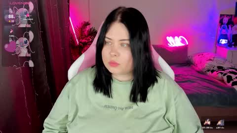 Snapshot of bellybooxo chatting on 19, 11, 2025 LinaBoo online show from 19, 11, 2025