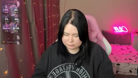 LinaBoo online show from 3, 2, 2026