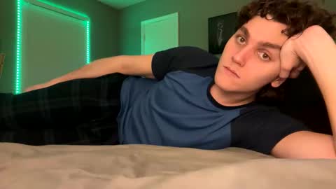 benchedtoast online show from 5, 1, 2025