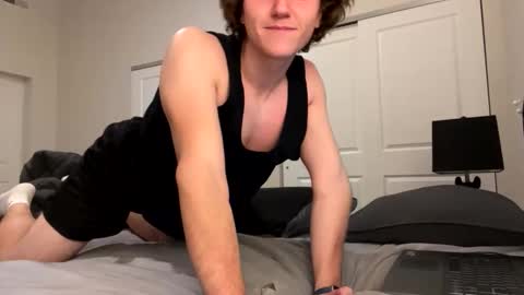 Snapshot of benchedtoast chatting on 18, 12, 2025 benchedtoast online show from 18, 12, 2025