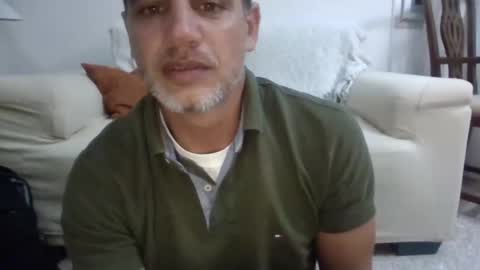 Snapshot of benedett22 chatting on 12, 11, 2025 benedett22 online show from 12, 11, 2025