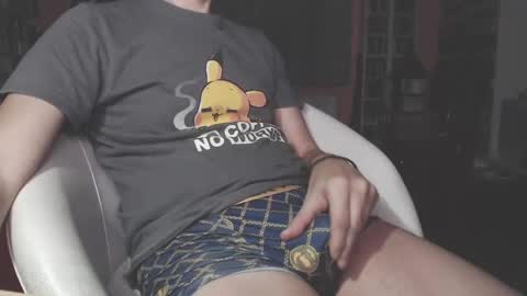Snapshot of benijamin chatting on 22, 1, 2025 benijamin online show from 22, 1, 2025