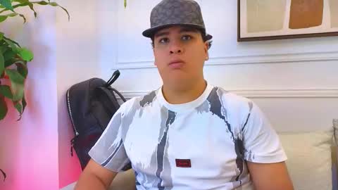 bennett_alejoo online show from 15, 3, 2026