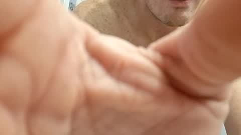 Snapshot of bennyc04041987 chatting on 20, 11, 2025 BennyC online show from 20, 11, 2025