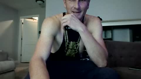 Snapshot of bennyc04041987 chatting on 29, 7, 2026 BennyC online show from 29, 7, 2026