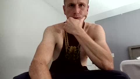 Snapshot of bennyc04041987 chatting on 5, 8, 2026 BennyC online show from 5, 8, 2026