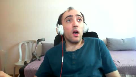 Snapshot of bentish chatting on 6, 6, 2026 bentish online show from 6, 6, 2026