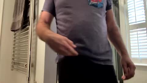 benz10001 online show from 20, 2, 2025