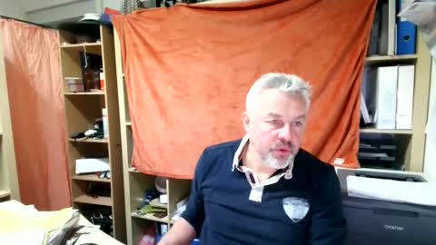 Snapshot of berg_boy chatting on 13, 12, 2024 Martin online show from 13, 12, 2024