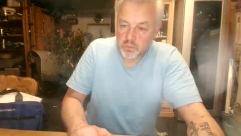 Snapshot of berg_boy chatting on 4, 1, 2025 Martin online show from 4, 1, 2025