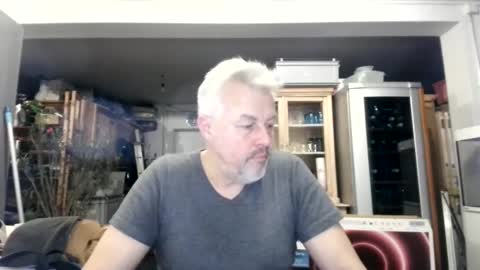 Snapshot of berg_boy chatting on 18, 2, 2025 Martin online show from 18, 2, 2025