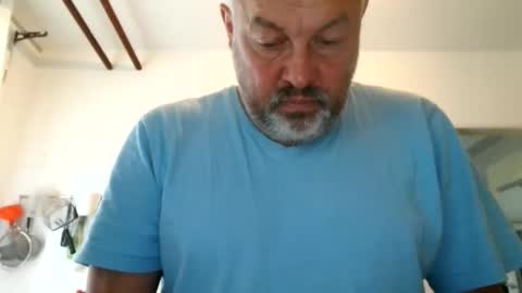 Snapshot of berg_boy chatting on 27, 9, 2025 Martin online show from 27, 9, 2025