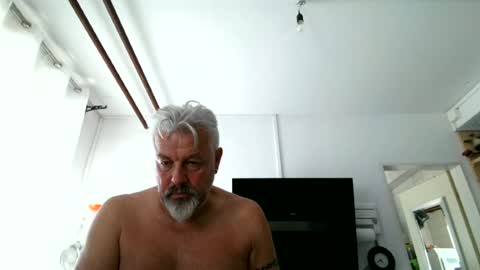 Snapshot of berg_boy chatting on 14, 6, 2026 Martin online show from 14, 6, 2026