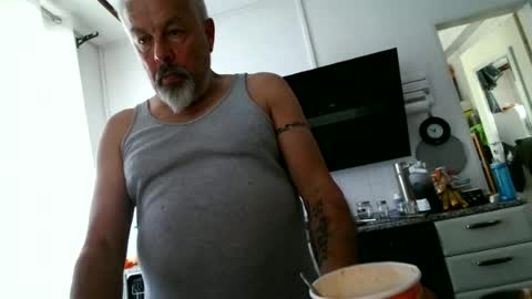 Snapshot of berg_boy chatting on 17, 6, 2026 Martin online show from 17, 6, 2026