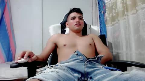 Snapshot of bergon30 chatting on 7, 3, 2025 Bergon77 online show from 7, 3, 2025