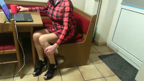 Snapshot of bernadetanylon chatting on 31, 10, 2025 Bernadetanylon online show from 31, 10, 2025