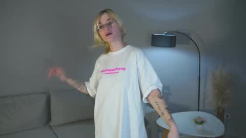 berneicemcqueeney online show from 3, 12, 2025