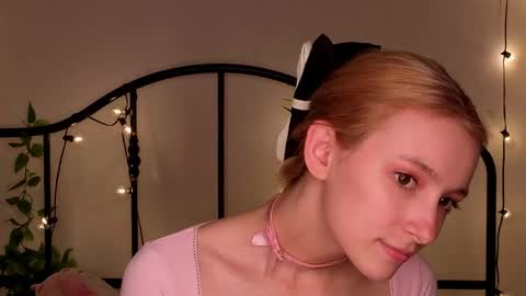 Hi Im NikaComing back online on Monday 3 online show from 15, 5, 2026