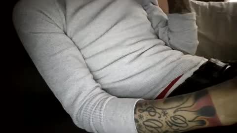 ToxicPipe757 online show from 8, 2, 2025