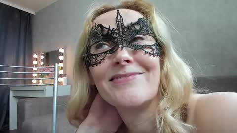 Snapshot of best__angelica chatting on 6, 2, 2025 best__angelica online show from 6, 2, 2025