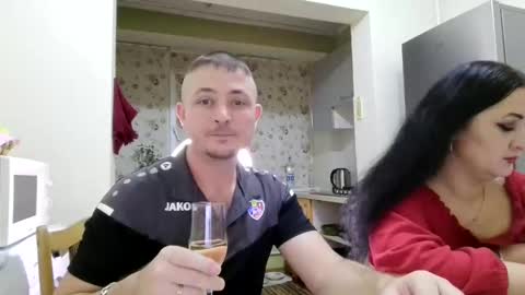 Snapshot of best_ass2000 chatting on 13, 12, 2025 best_ass2000 online show from 13, 12, 2025