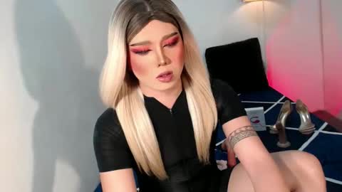 bestgirljulia online show from 9, 11, 2025