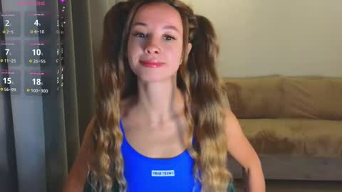 Snapshot of bestie_baby chatting on 24, 2, 2025 Emely online show from 24, 2, 2025