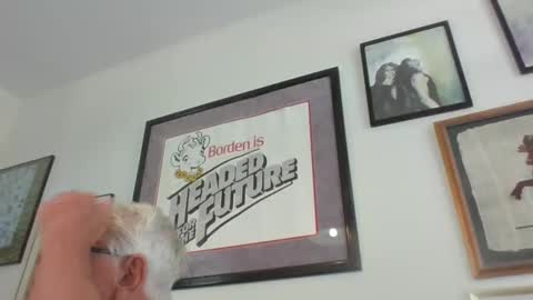 Snapshot of bestshot1951 chatting on 24, 4, 2026 bestshot1951 online show from 24, 4, 2026