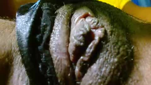 Snapshot of bethanywilsom chatting on 8, 11, 2025 Bethany Wilson online show from 8, 11, 2025