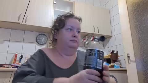 Snapshot of bethnorth chatting on 11, 10, 2025 bethnorth online show from 11, 10, 2025