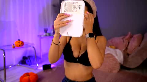 Snapshot of betsygonzale chatting on 30, 10, 2025 Betty online show from 30, 10, 2025