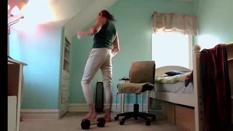 Snapshot of betterwithu2 chatting on 4, 1, 2025 betterwithu2 online show from 4, 1, 2025