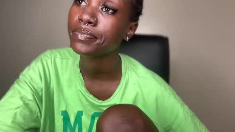 Snapshot of betty_fire_ chatting on 8, 2, 2025 Adah online show from 8, 2, 2025