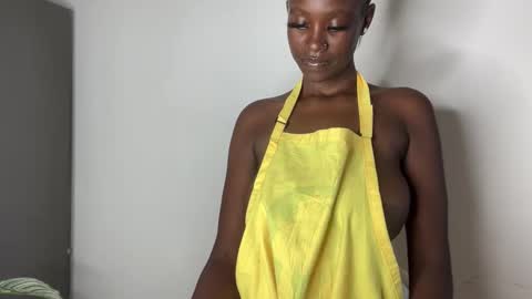 Snapshot of betty_fire_ chatting on 23, 10, 2025 Adah online show from 23, 10, 2025